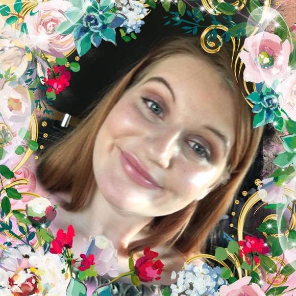 Meet your Posher, Kristen - Picture 1 of 1